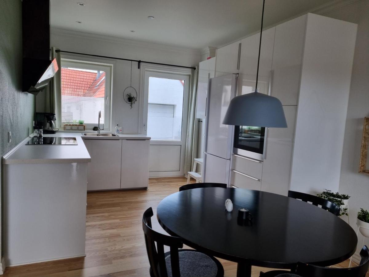 Lokken Centrum Ferielejlighed-Apartment 4E Экстерьер фото